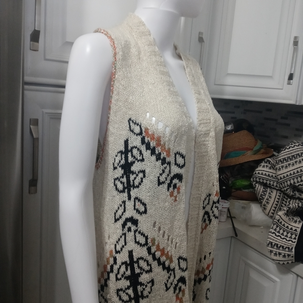 Democracy longline open front southwestern Embroidered Cardigan sweater w fringe - Picture 3 of 9